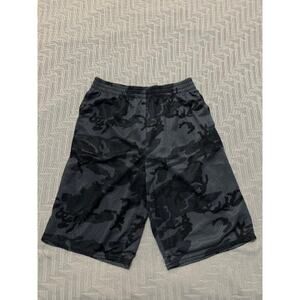 Gray camo athletic basketball shorts boys size XL